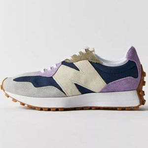 New Balance 327 Sneakers